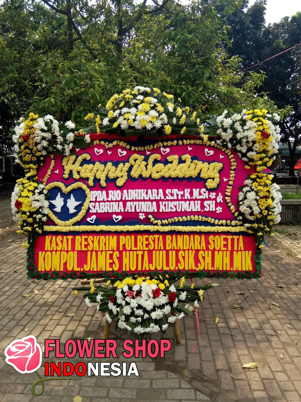 Bunga Papan Pernikahan